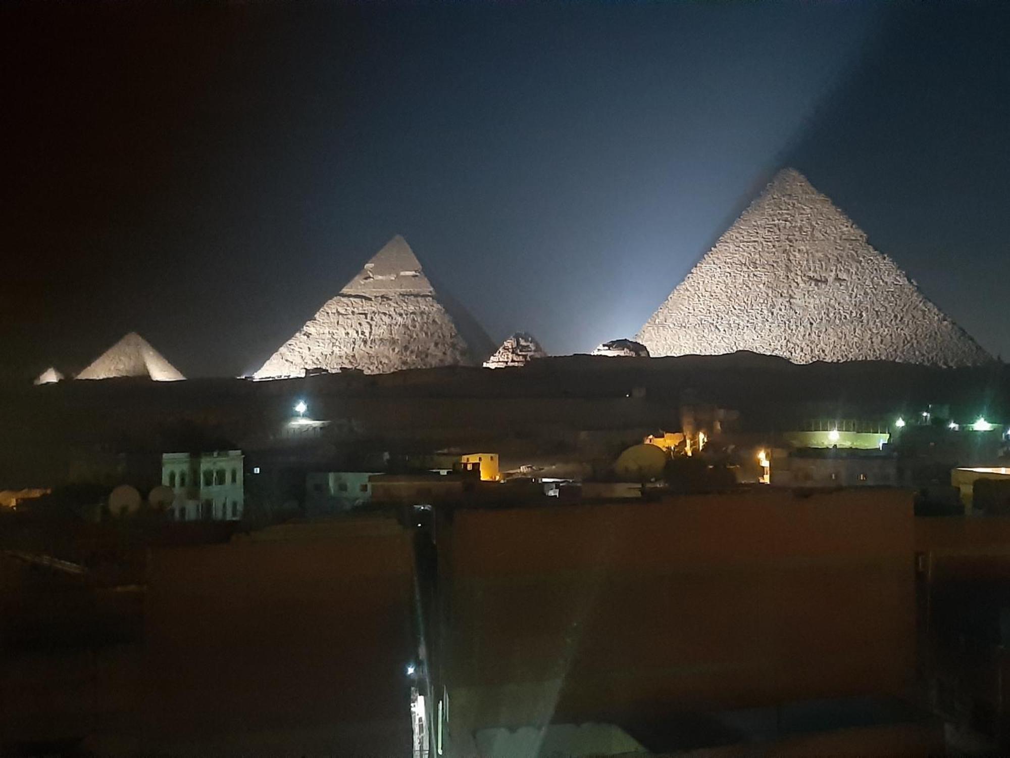 Queen Isis Pyramids View Al Kawm al Akhdar Exteriör bild